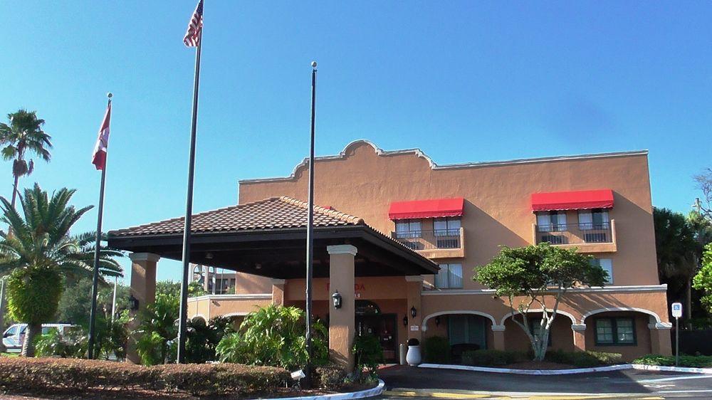 Ramada By Wyndham Kissimmee Downtown Hotel Bagian luar foto