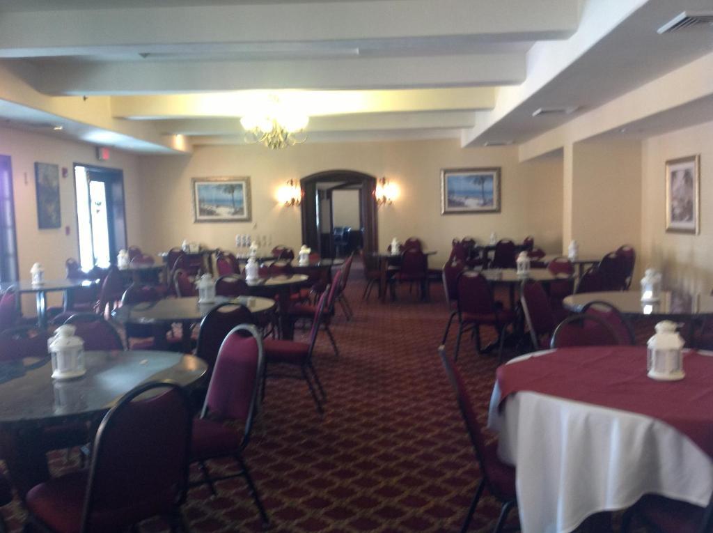 Ramada By Wyndham Kissimmee Downtown Hotel Bagian luar foto