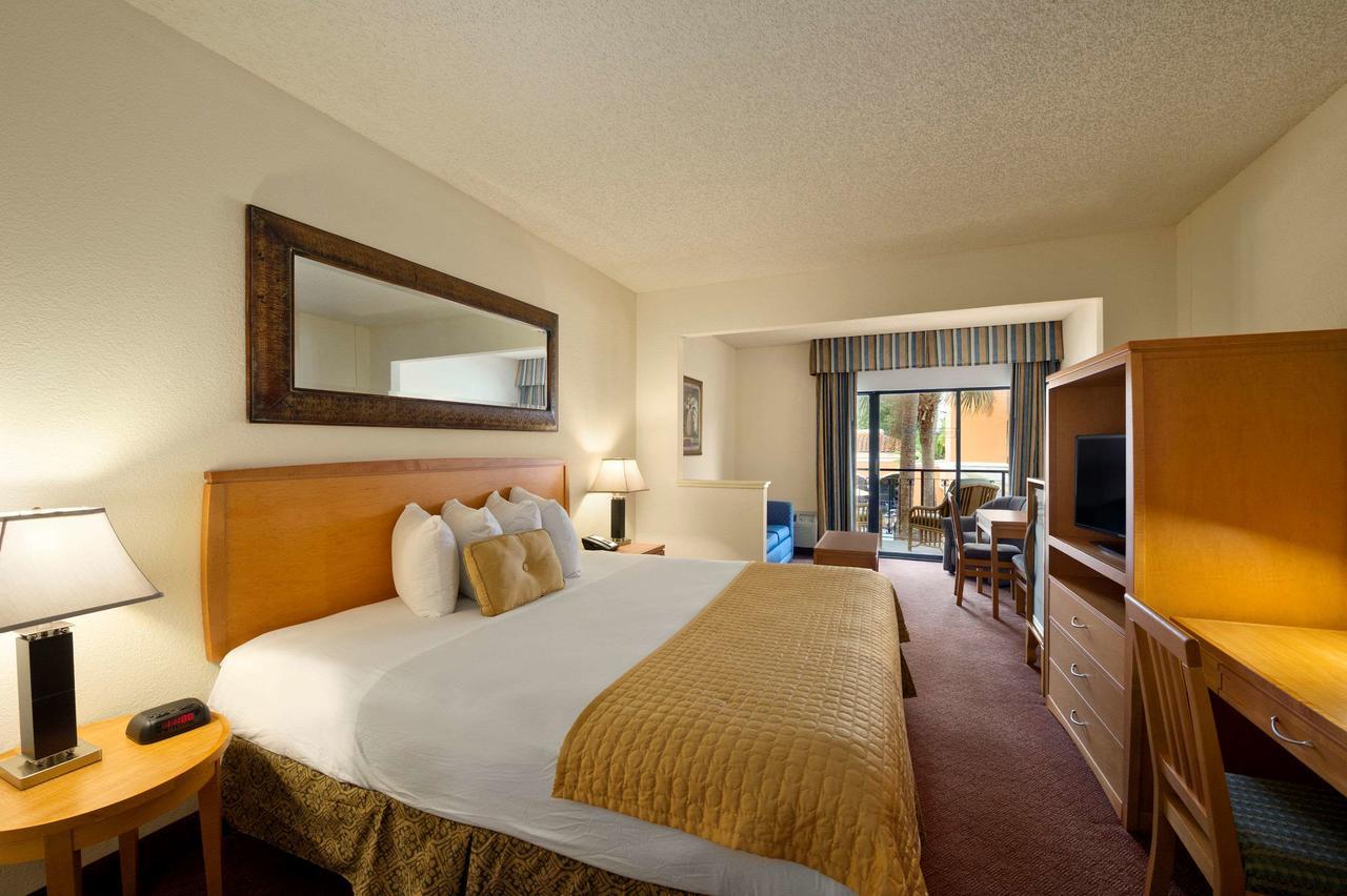 Ramada By Wyndham Kissimmee Downtown Hotel Bagian luar foto