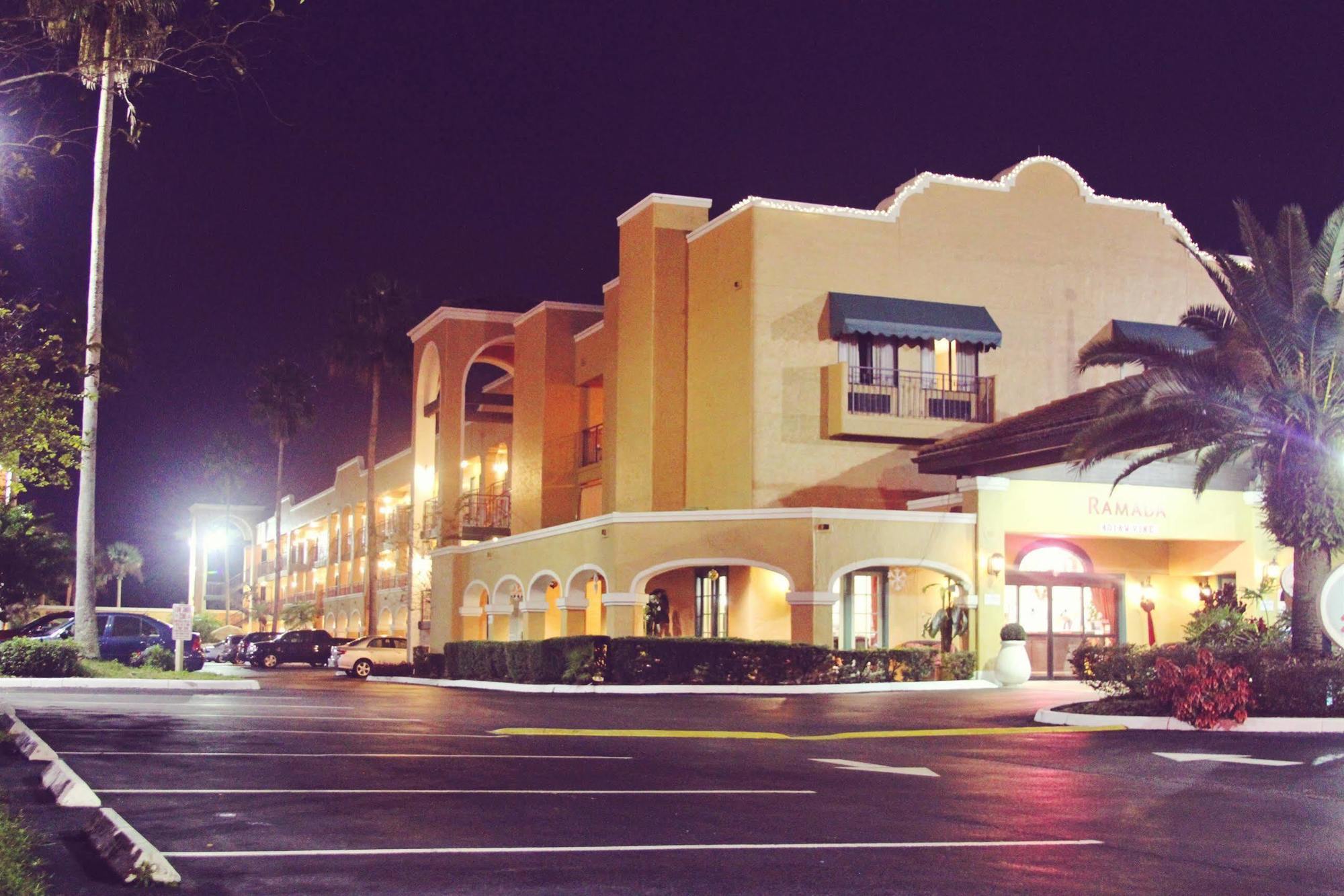 Ramada By Wyndham Kissimmee Downtown Hotel Bagian luar foto