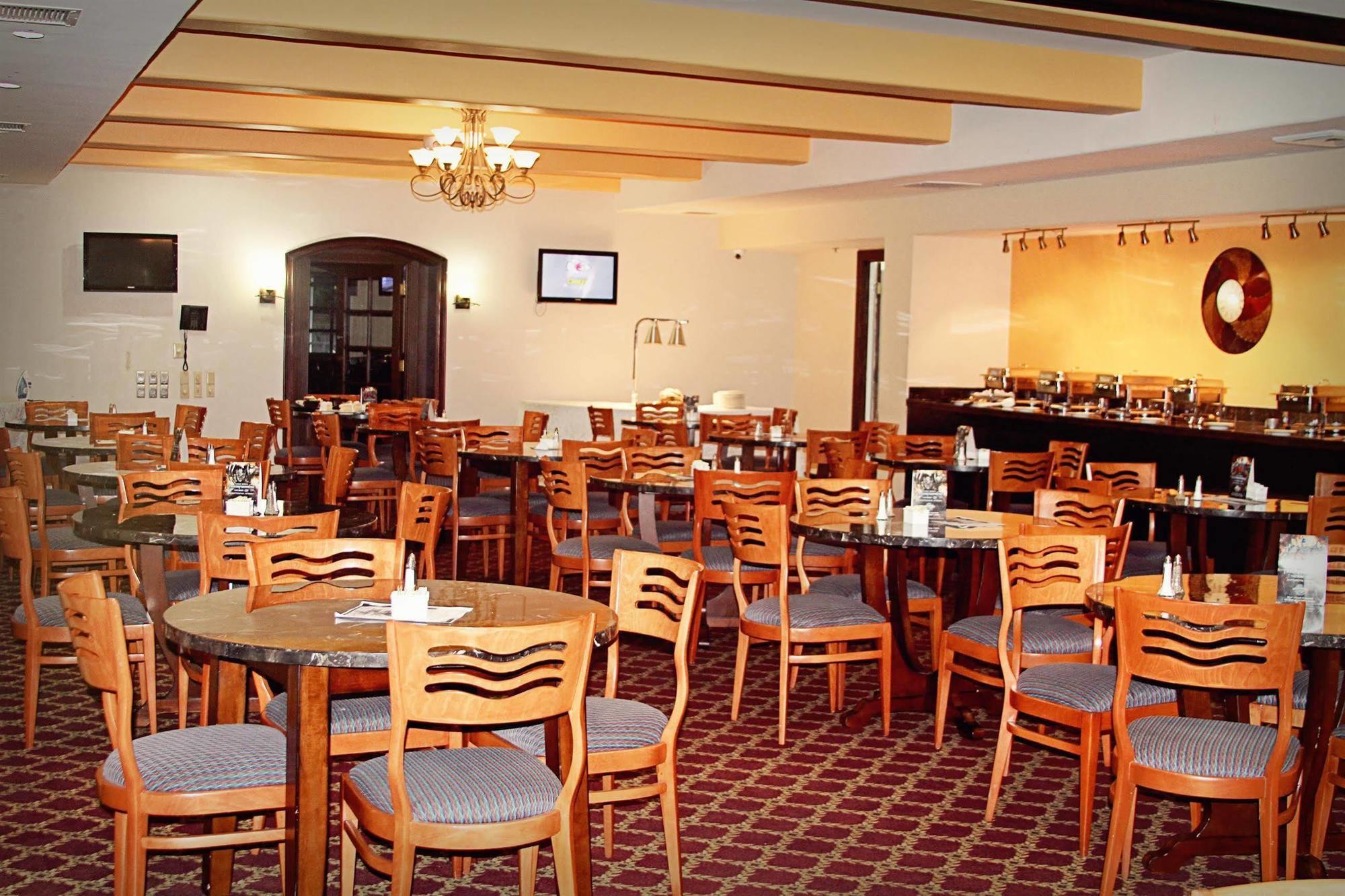 Ramada By Wyndham Kissimmee Downtown Hotel Bagian luar foto