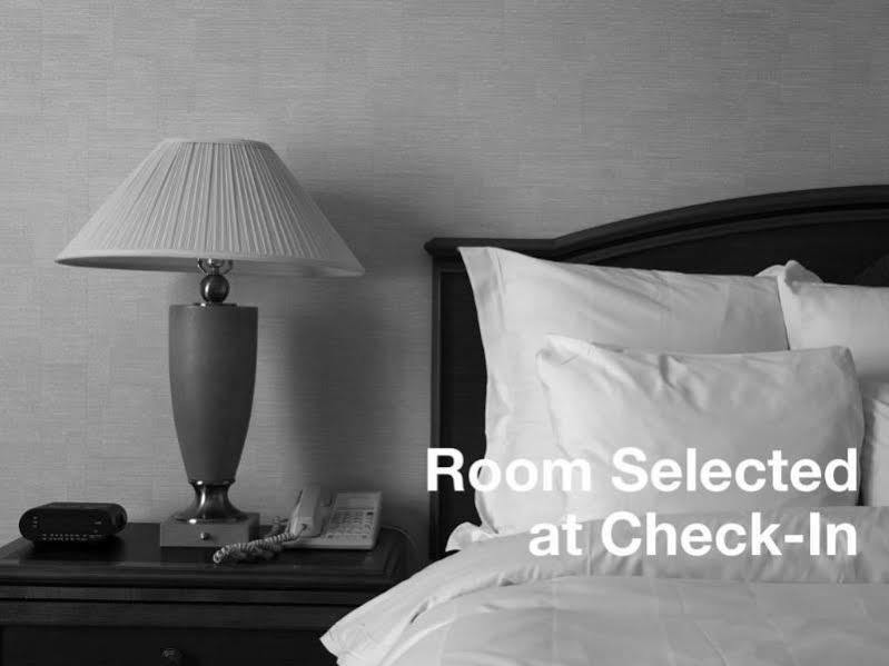 Ramada By Wyndham Kissimmee Downtown Hotel Bagian luar foto